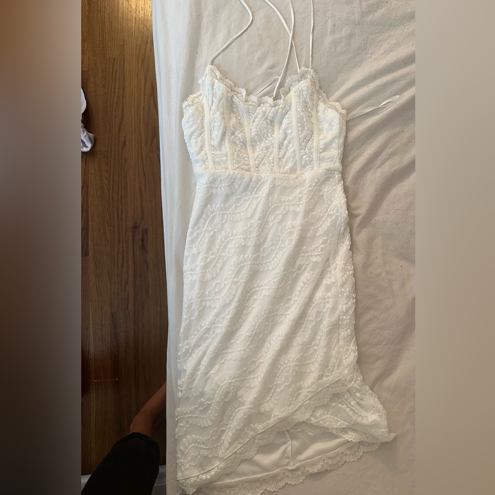 Selfie Leslie Dress